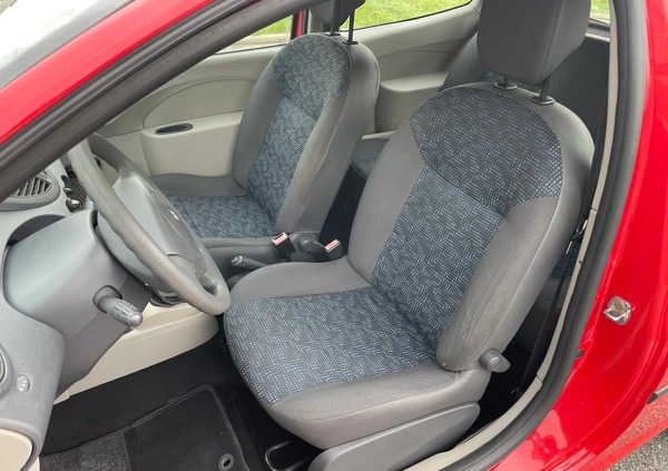 Renault Twingo cena 7900 przebieg: 144494, rok produkcji 2010 z Radom małe 172